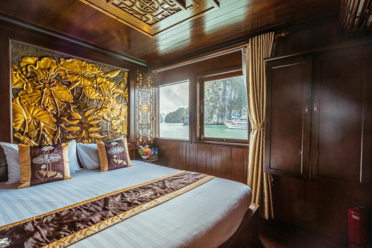 Renea Cruises Halong Hotel Ha Long Exterior photo