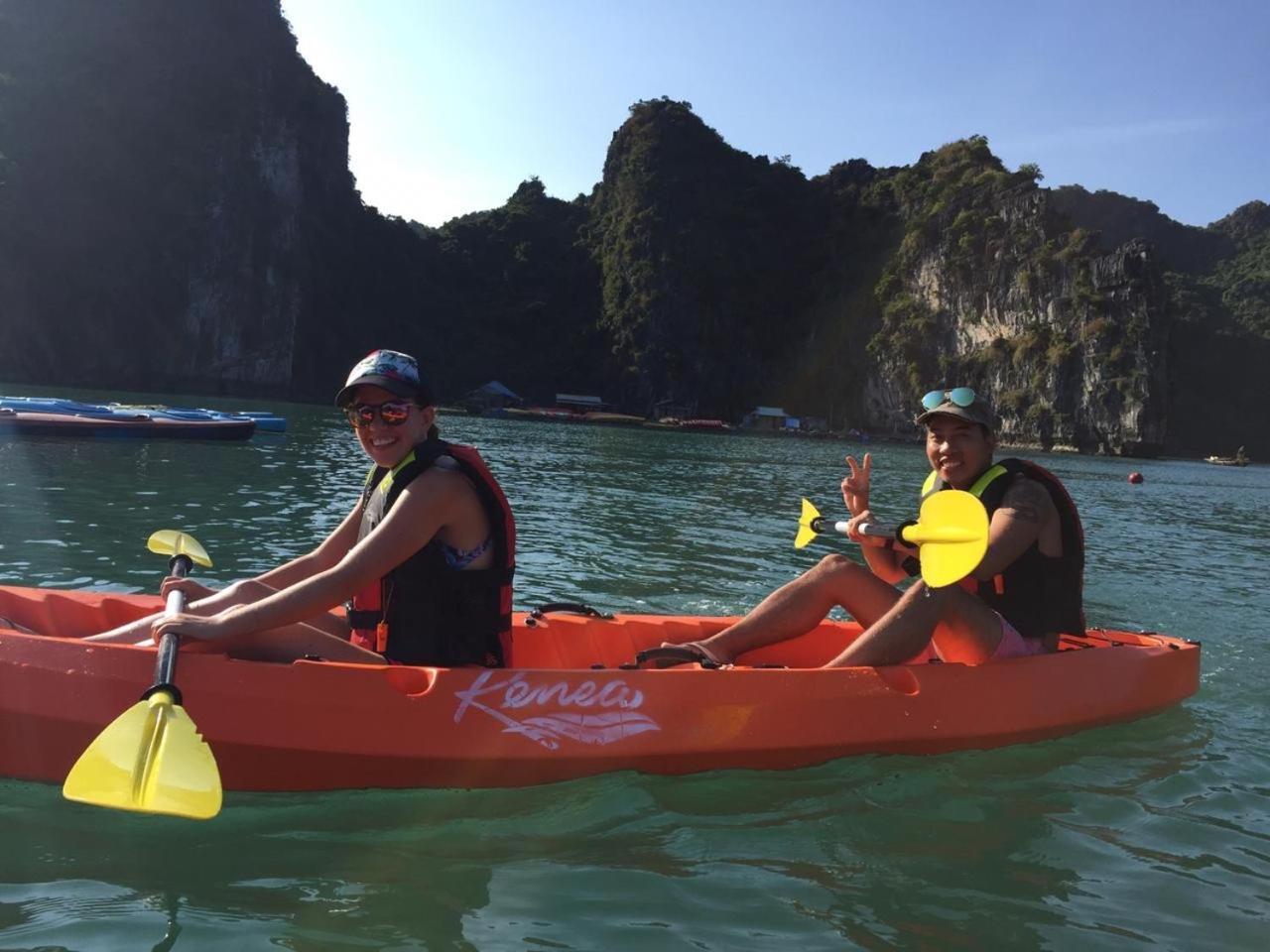 Renea Cruises Halong Hotel Ha Long Exterior photo