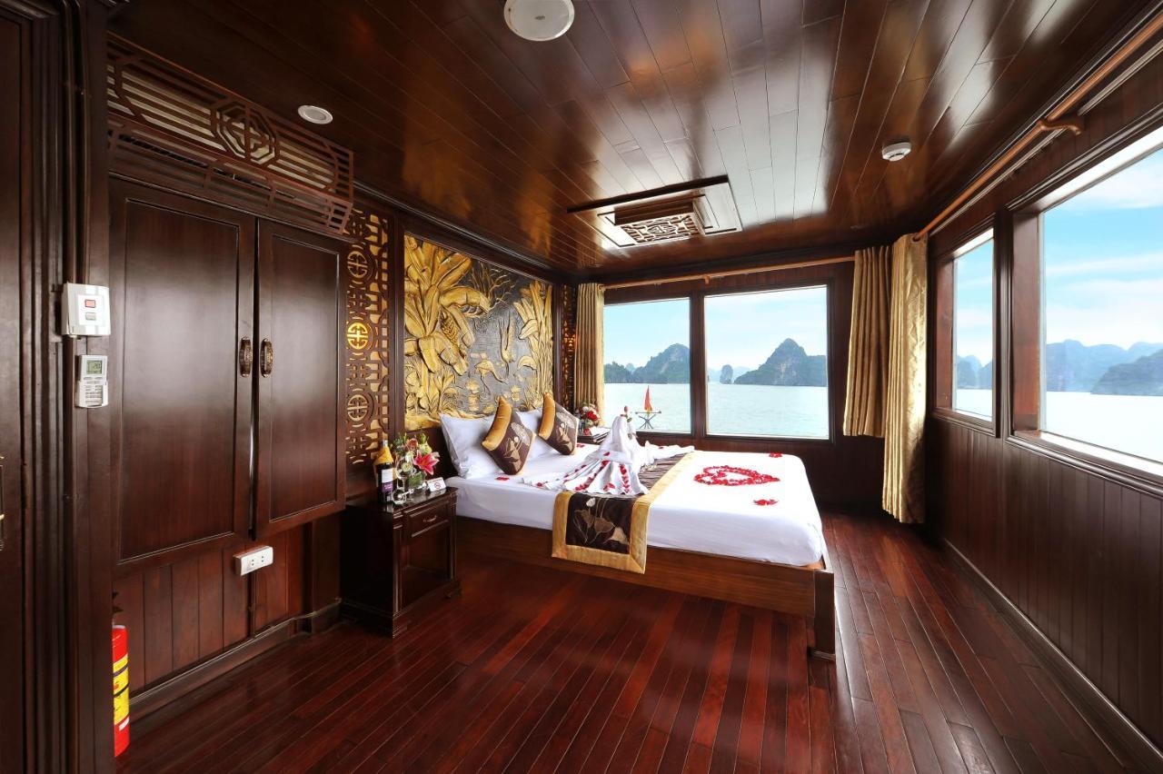 Renea Cruises Halong Hotel Ha Long Exterior photo